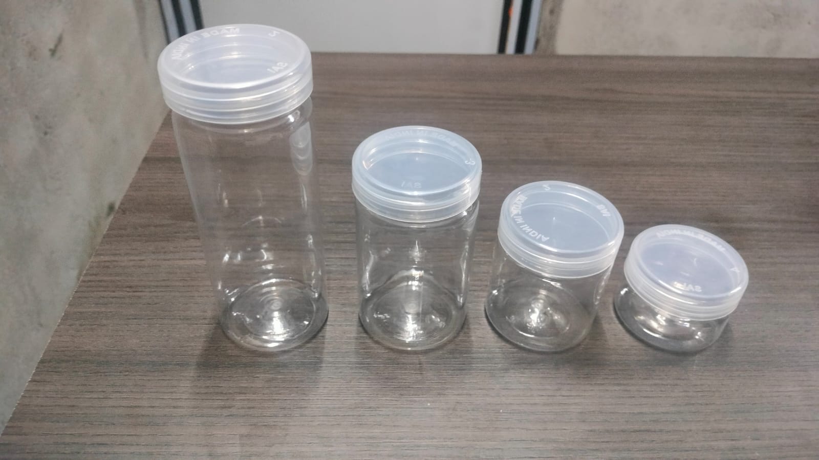 Pet storage jar