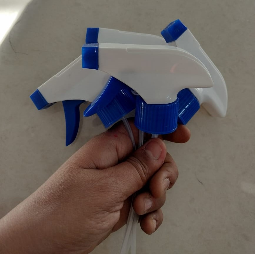 28mm White and Blue Trigger sprayer